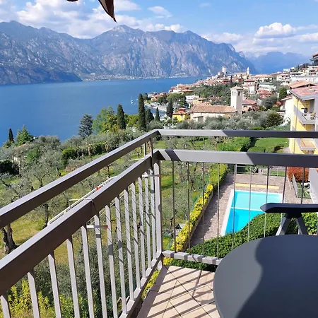 La Perla Mgh 5 *